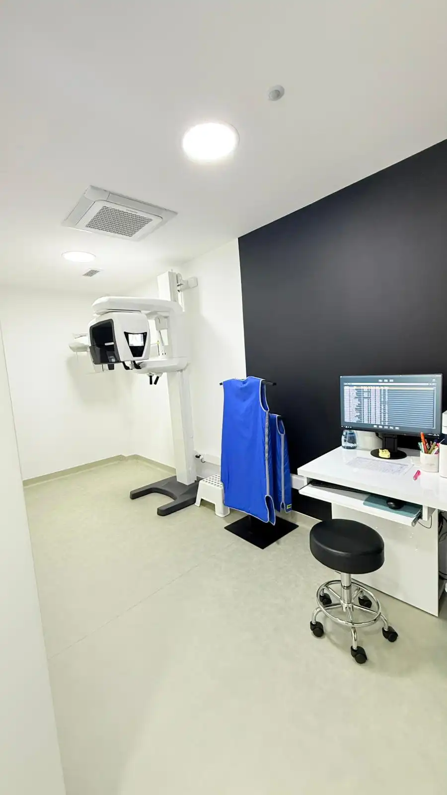 Salon radiologie – Cabinet Smile4Life Pitești